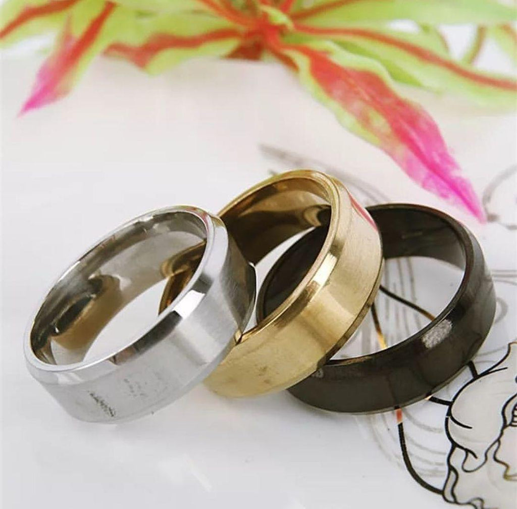 Titanium ring - silver brushed finish close-up