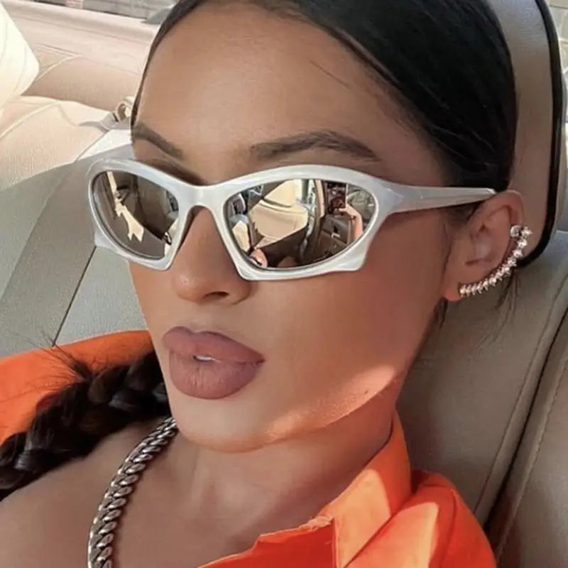 Silver frame UV protection sunglasses – front view