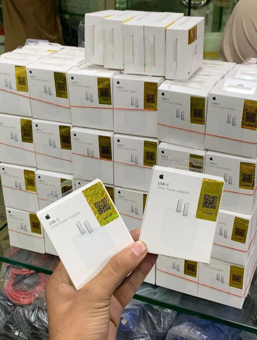 25W Mini Fast Charger — White Compact (Type-C) (view 2)
