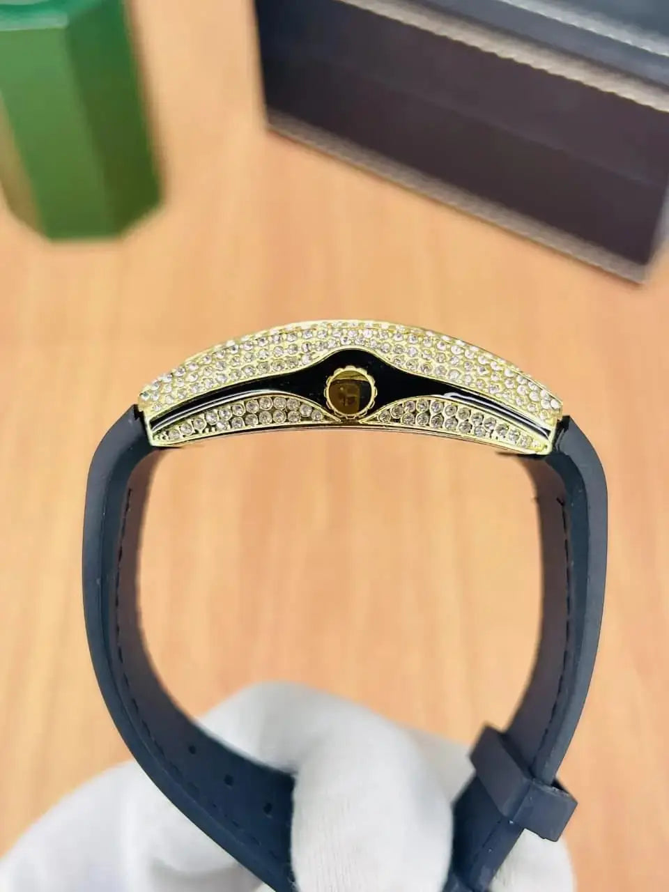 Diamond accent fashion watch with date display – side view