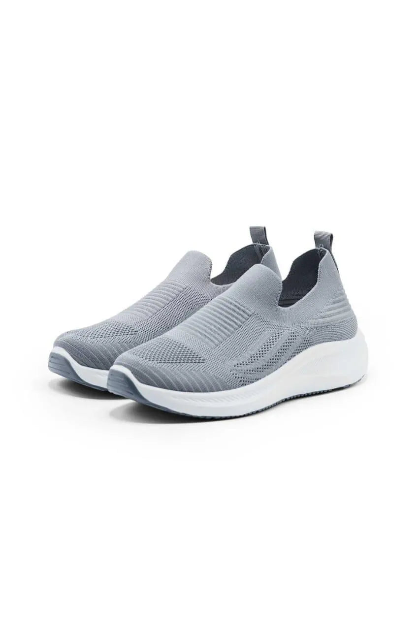 Men's grey sneakers white rubber sole grip