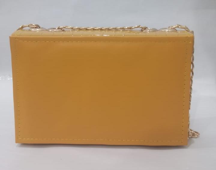 Mustard handbag - gold chain strap detail