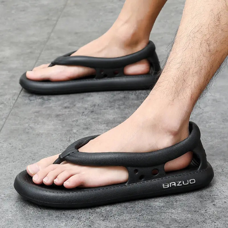 Men's EVA flip-flops - non-slip sole view